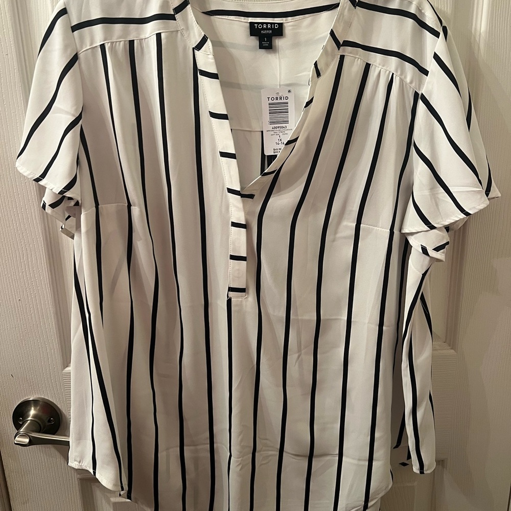 torrid White & Black Vertical Stripe Split V-Neck Blouse